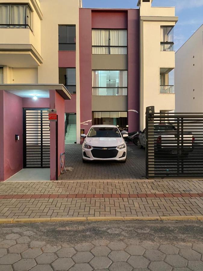 Apartamento Terreo Com Jardim Gourmet Apartment Picarras Exterior photo