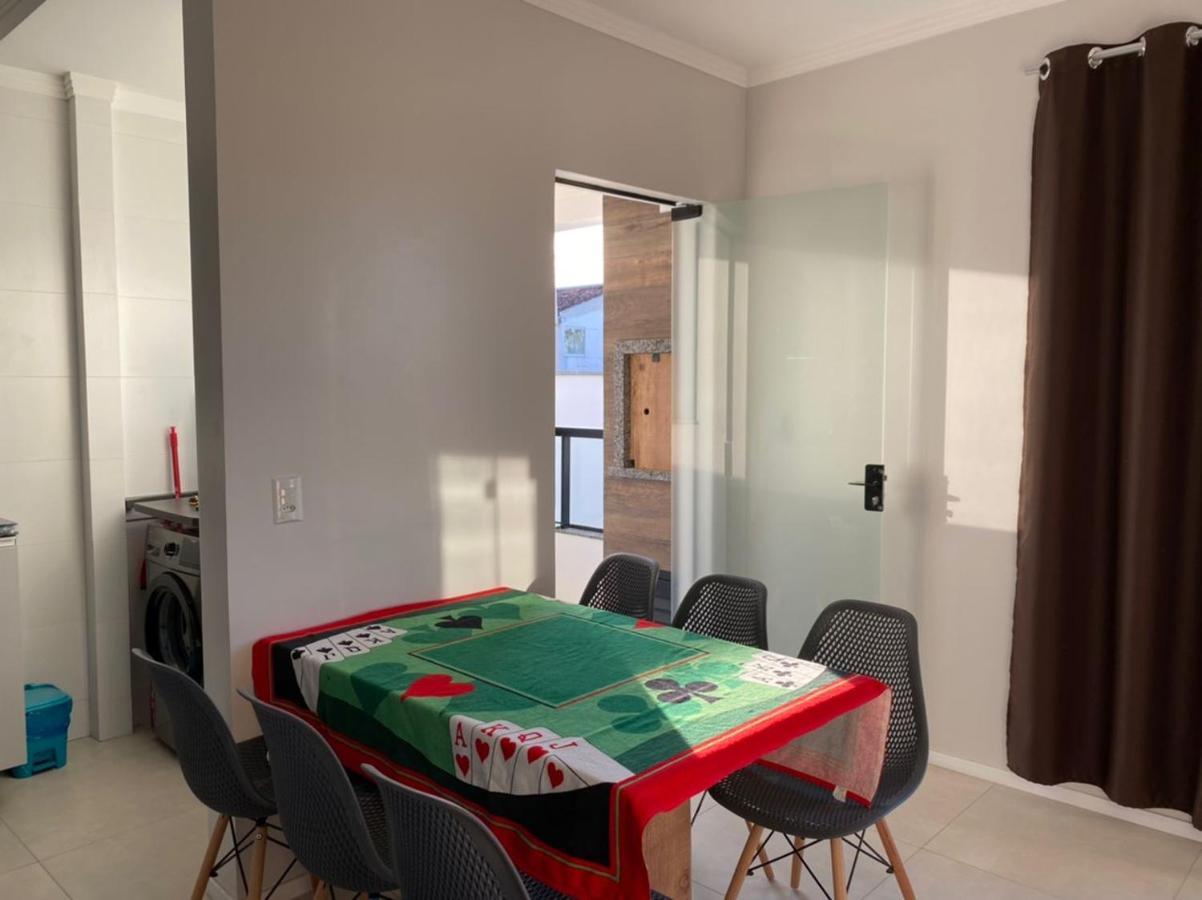 Apartamento Terreo Com Jardim Gourmet Apartment Picarras Exterior photo